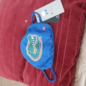 🆕️ Florida Gators Mask by Colosseum